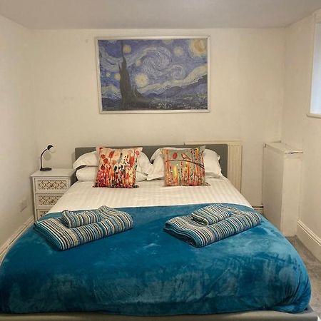 Garden Flat In The Heart Of Southsea Apartment Portsmouth Bagian luar foto