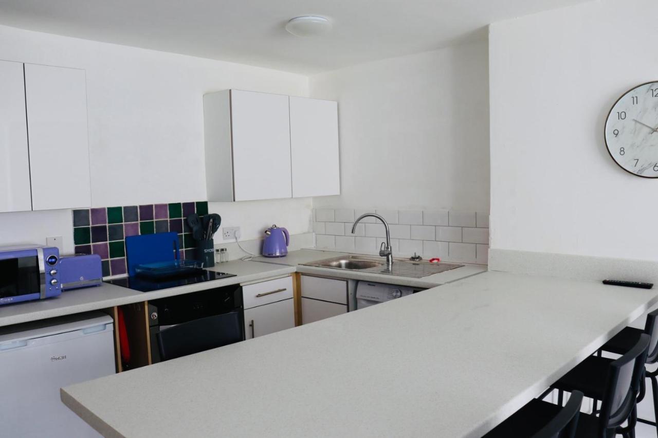 Garden Flat In The Heart Of Southsea Apartment Portsmouth Bagian luar foto